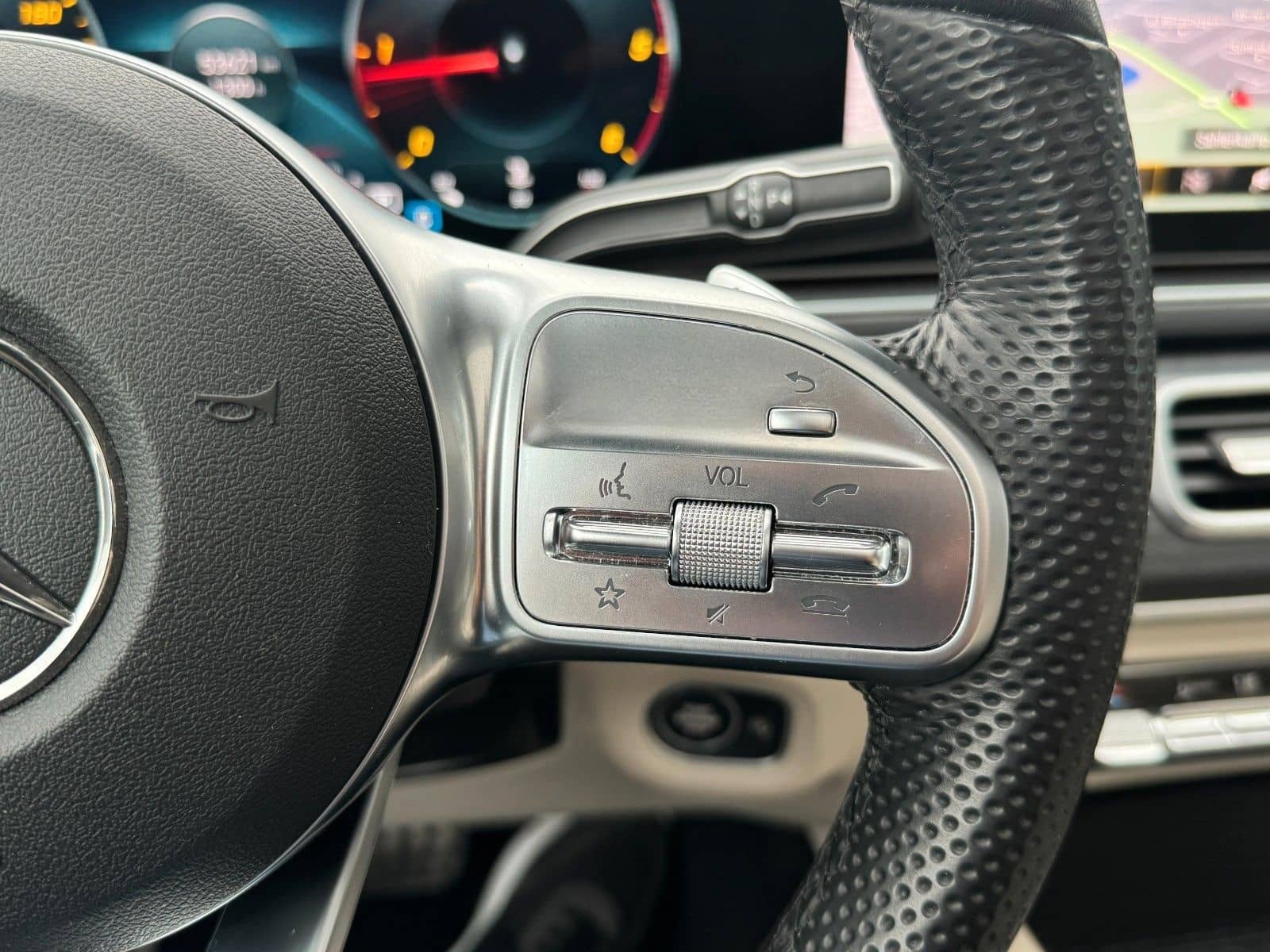 Mercedes-Benz GLS 400 d 4Matic AMG/PANO/MBEAM/360°/LUFT/BURM/ foto 22