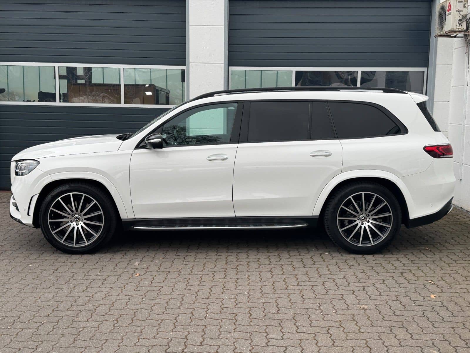 Mercedes-Benz GLS 400 d 4Matic AMG/PANO/MBEAM/360°/LUFT/BURM/ foto 7