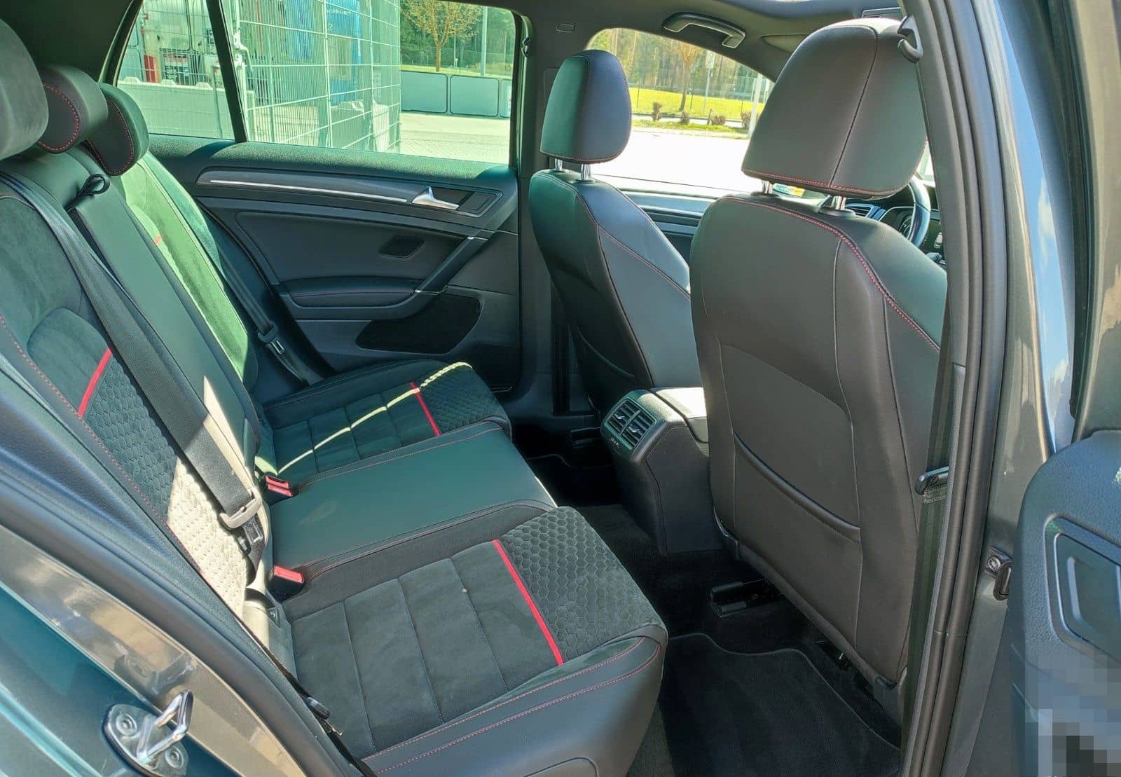 Volkswagen Golf VII Lim. GTI Performance TOP Zustand! foto 18