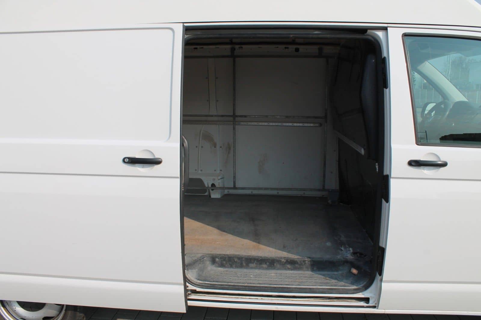 Volkswagen T6 Hoch Lang 4-Motion DSG 204 PS foto 10