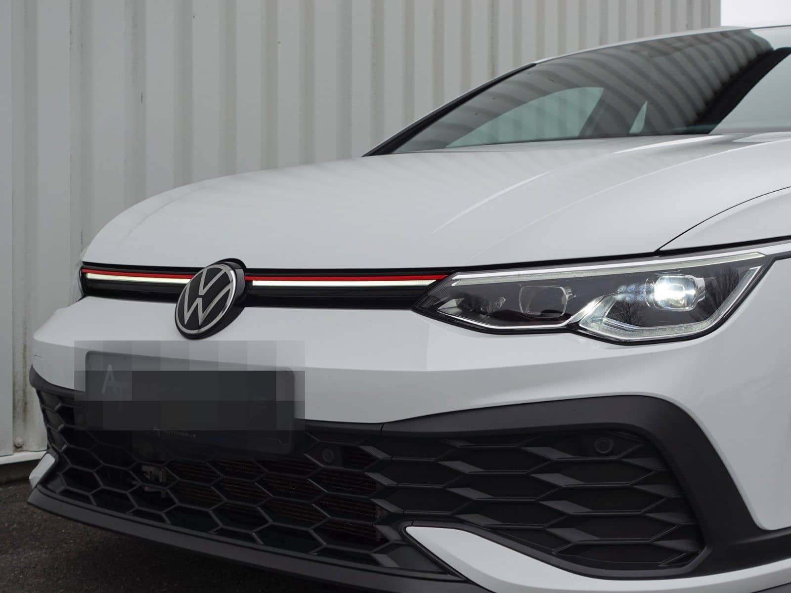 Volkswagen Golf VIII 2.0 TSI Lim. GTI Clubsport /Pure White foto 8