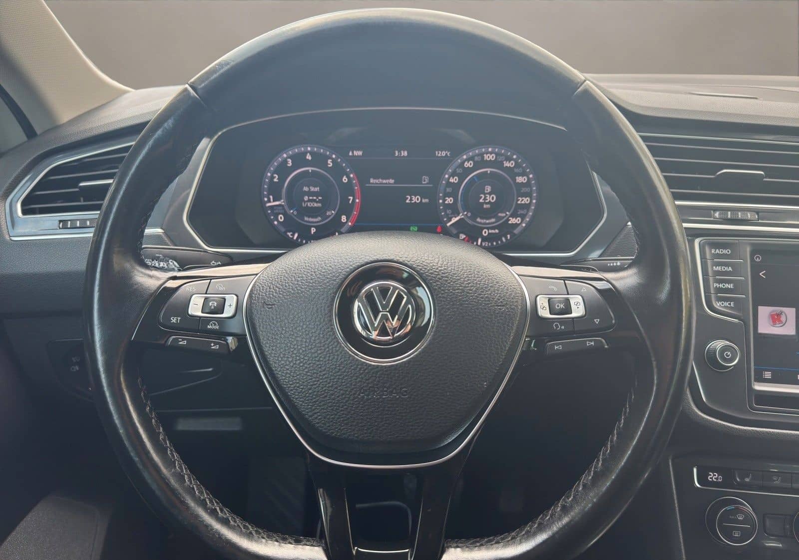 Volkswagen Tiguan 1.4 TSI HIGHL VIRTUAL/NAVI/ACC/LED/AHK foto 12