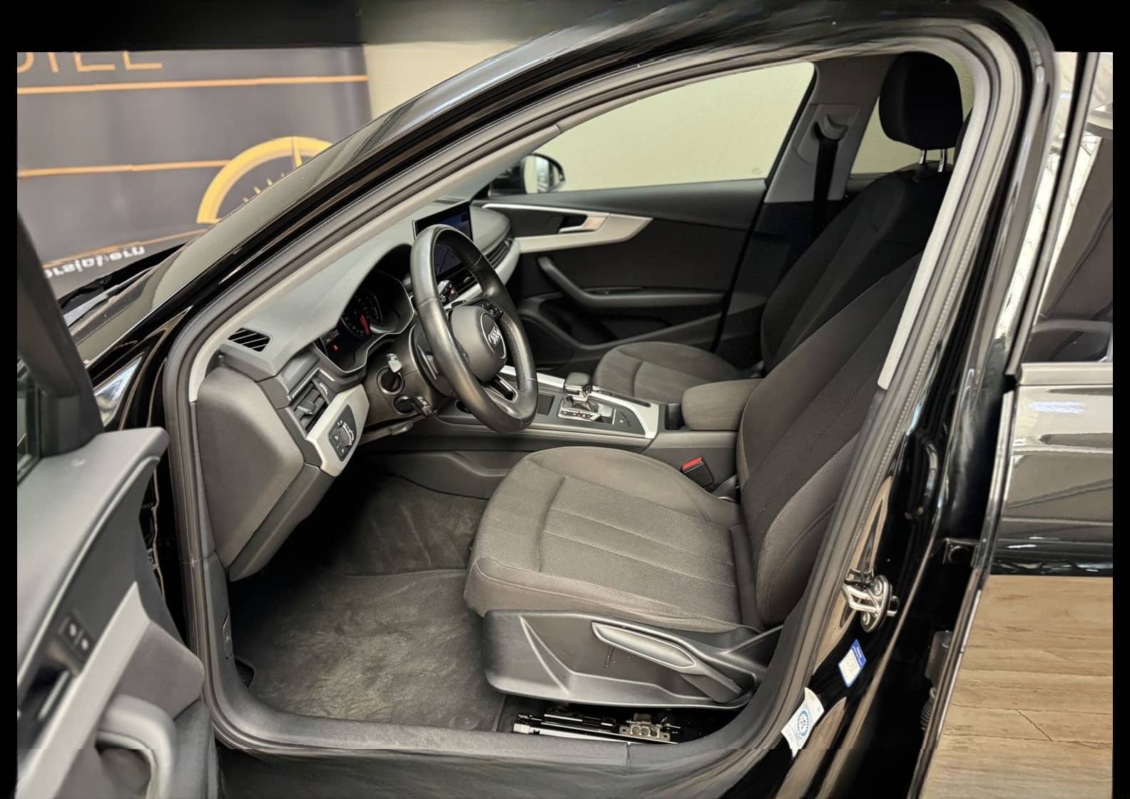 Audi A4 35 Avant 2.0 TFSI S-Tronic Navi/LED/PDC/SHZ foto 16