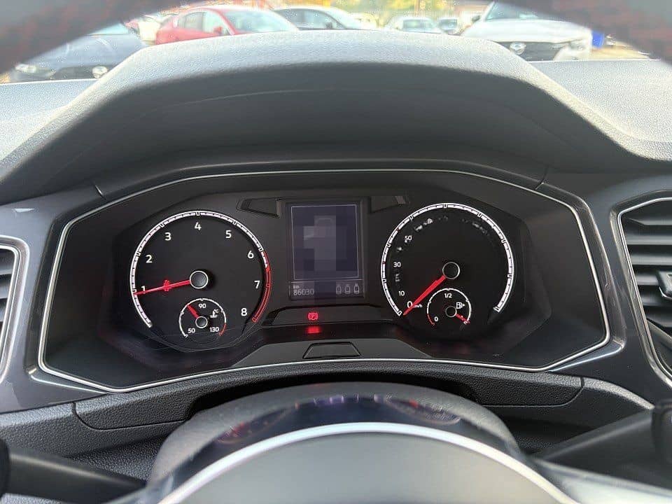 Volkswagen T-Roc 1.5 TSI Sport, Navi, PDC, ALU-F. foto 22