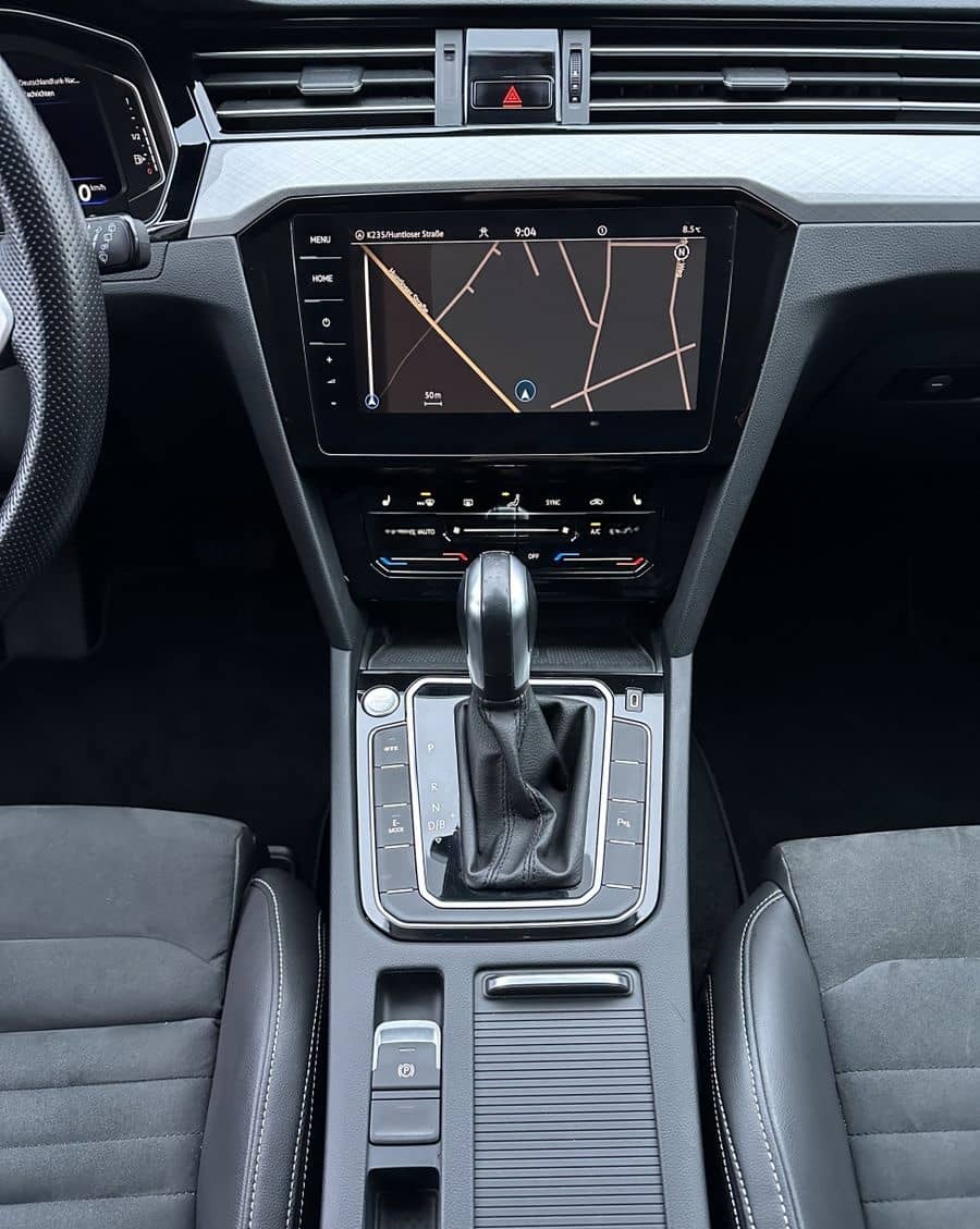 Volkswagen Passat Variant GTE Hybrid NAV+LED+AHK+VC+CARPLAY foto 12