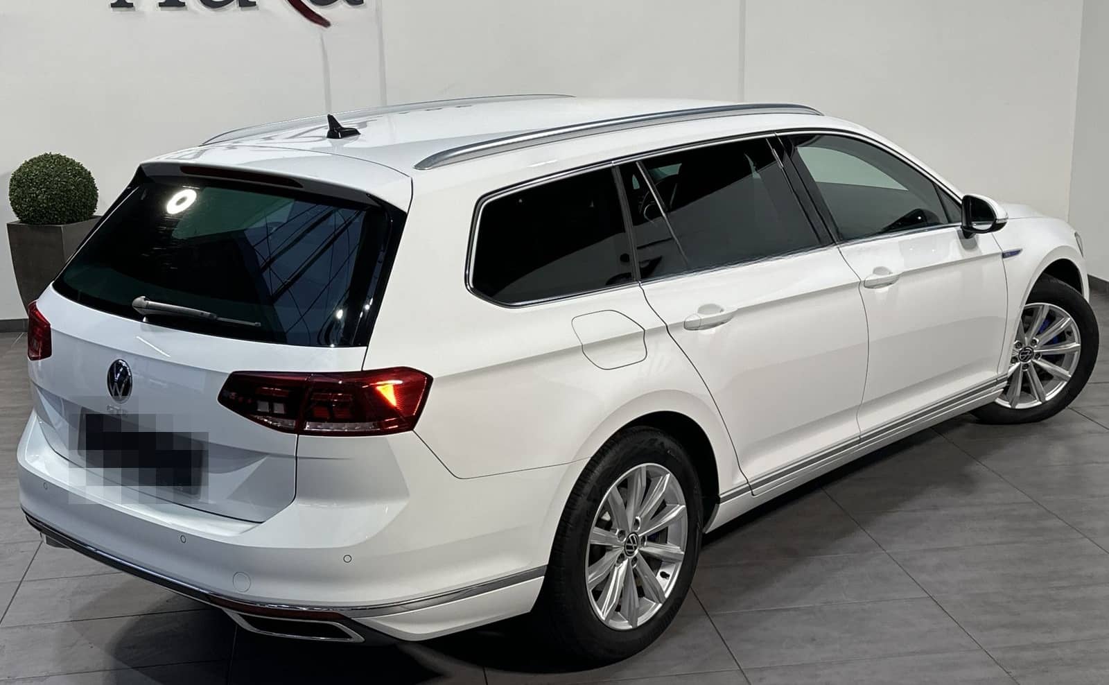 Volkswagen Passat Variant GTE Hybrid NAV+LED+AHK+VC+CARPLAY foto 5