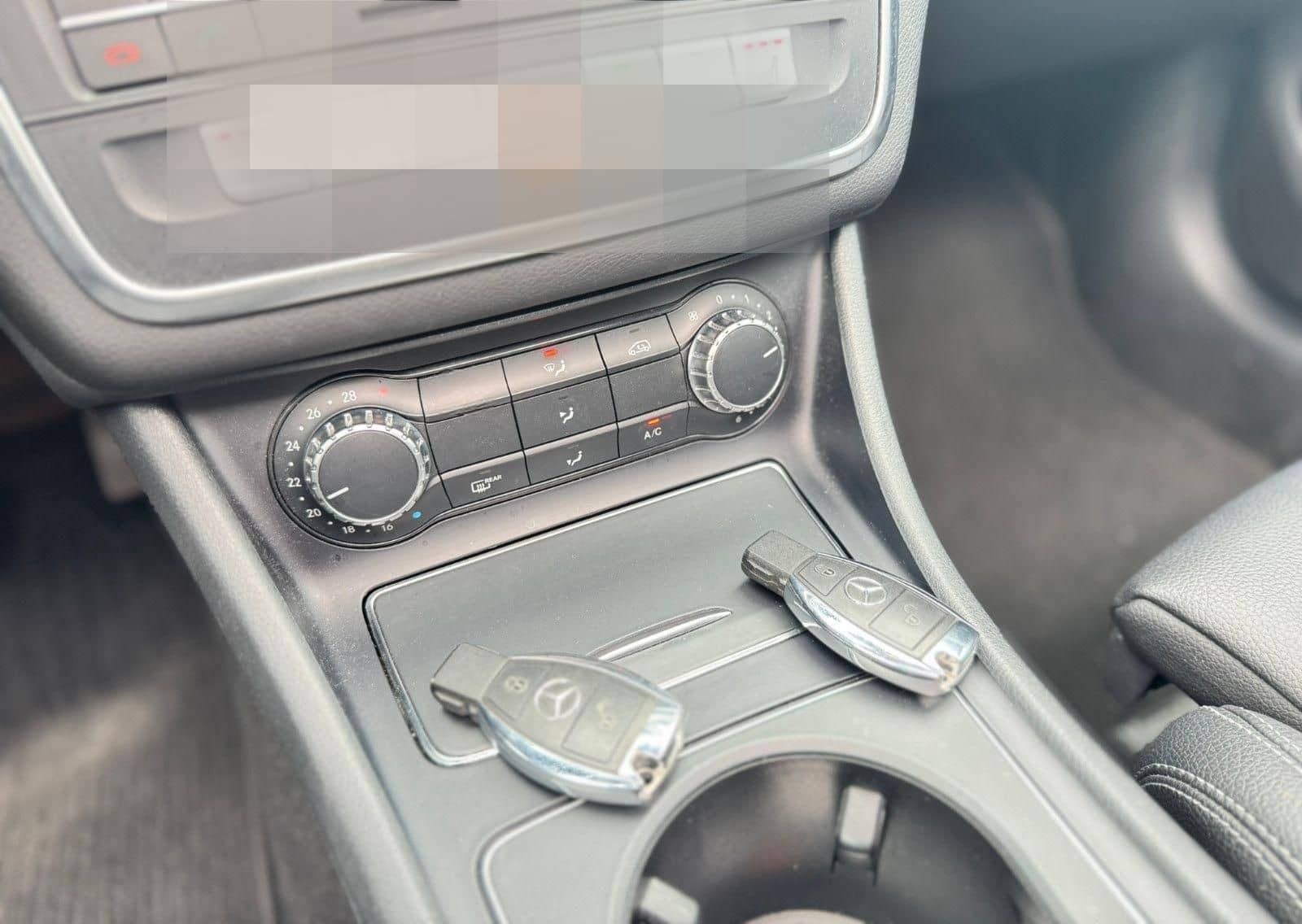 Mercedes-Benz CLA 220 CDI Automatik SB PANO Standhzng. Kamera foto 19