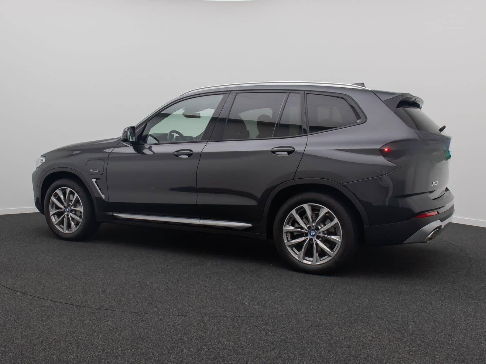 BMW X3 xD30e Kamera AHK HUD DAB Sport Panoram 19Zoll foto 10