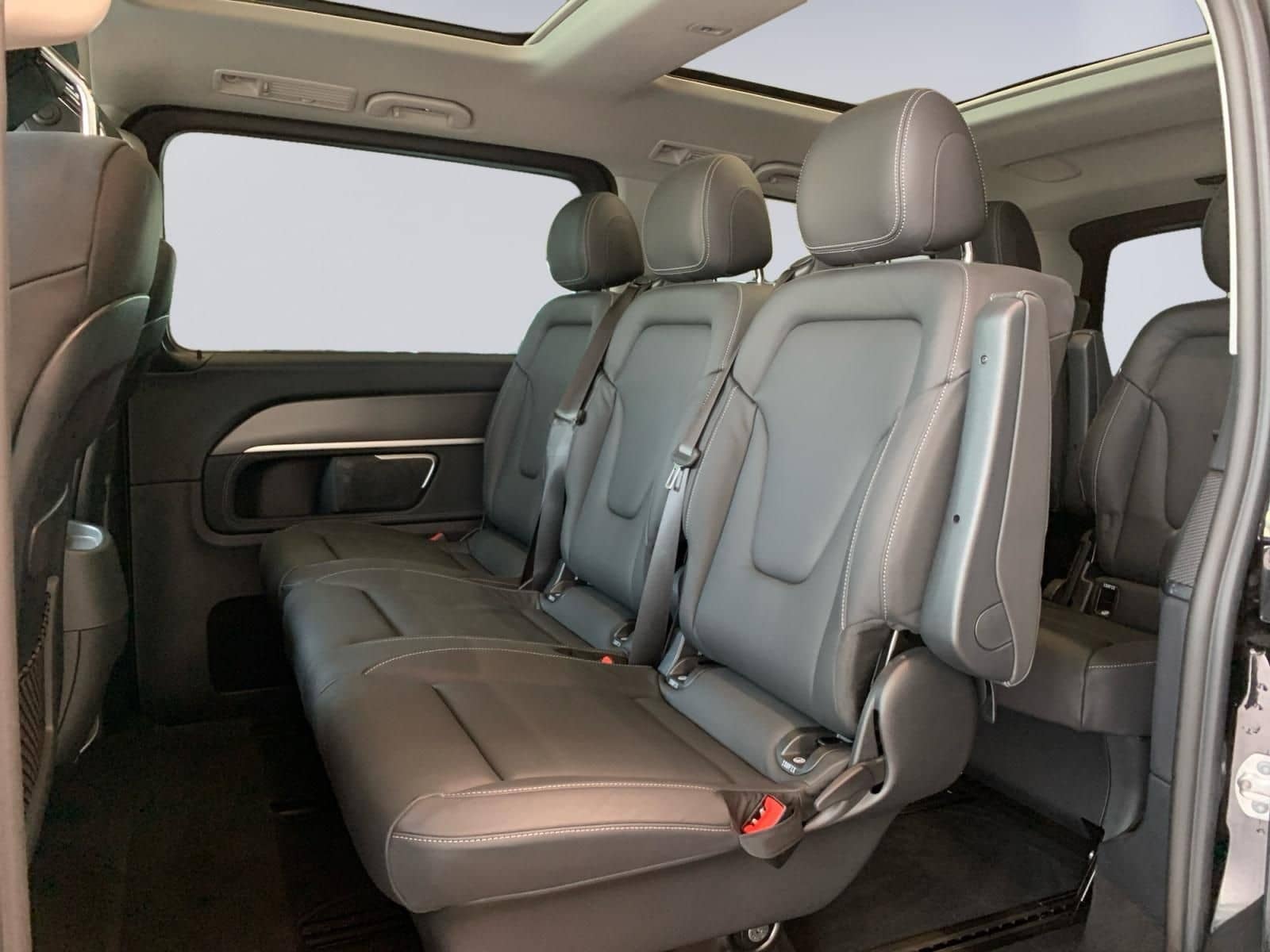 Mercedes-Benz V 300 EAV/L AMG 4MATIC *AIRMATIC*PANO-DACH*UVM* foto 10