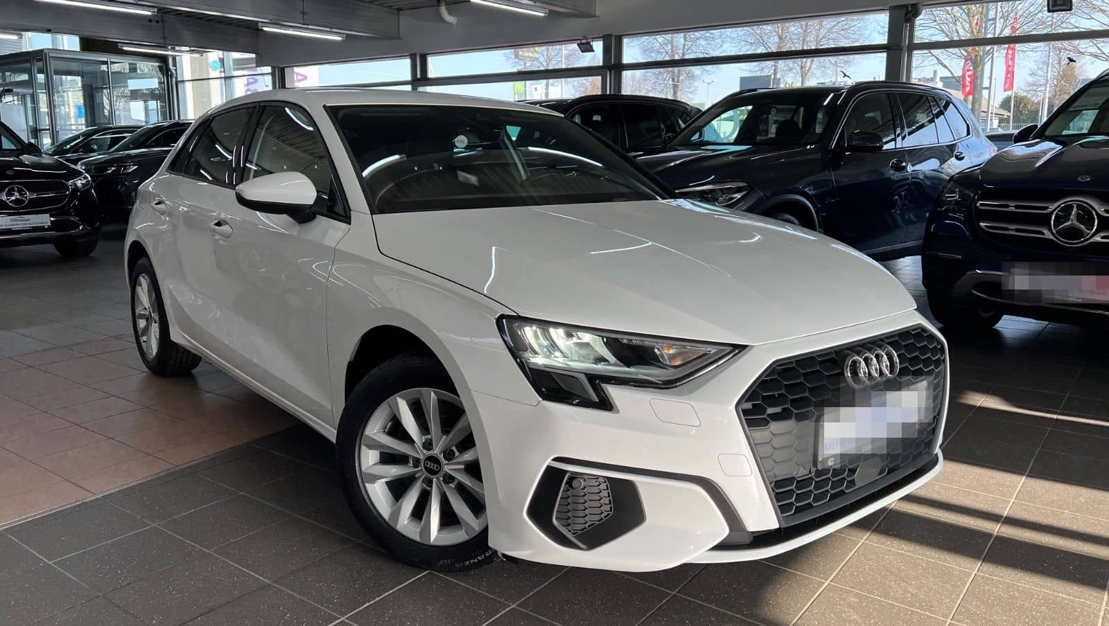 Audi A3 Sportback 30 TFSI ACC+DSP+Kamera+Connect foto 1