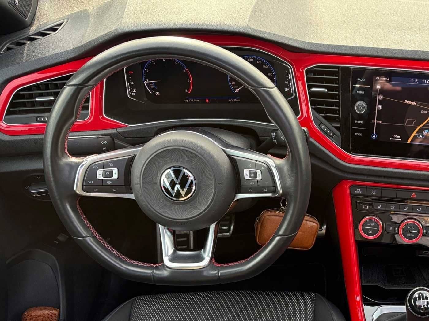 Volkswagen T-Roc 1.5 TSI Sport Garantie StandHzg RFK ACC Na foto 14