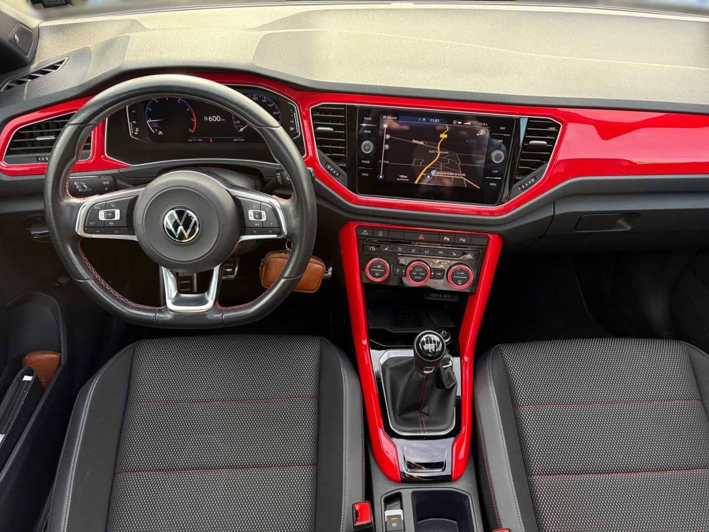 Volkswagen T-Roc 1.5 TSI Sport Garantie StandHzg RFK ACC Na foto 18