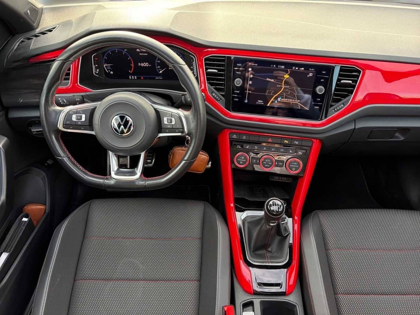 Volkswagen T-Roc 1.5 TSI Sport Garantie StandHzg RFK ACC Na foto 20