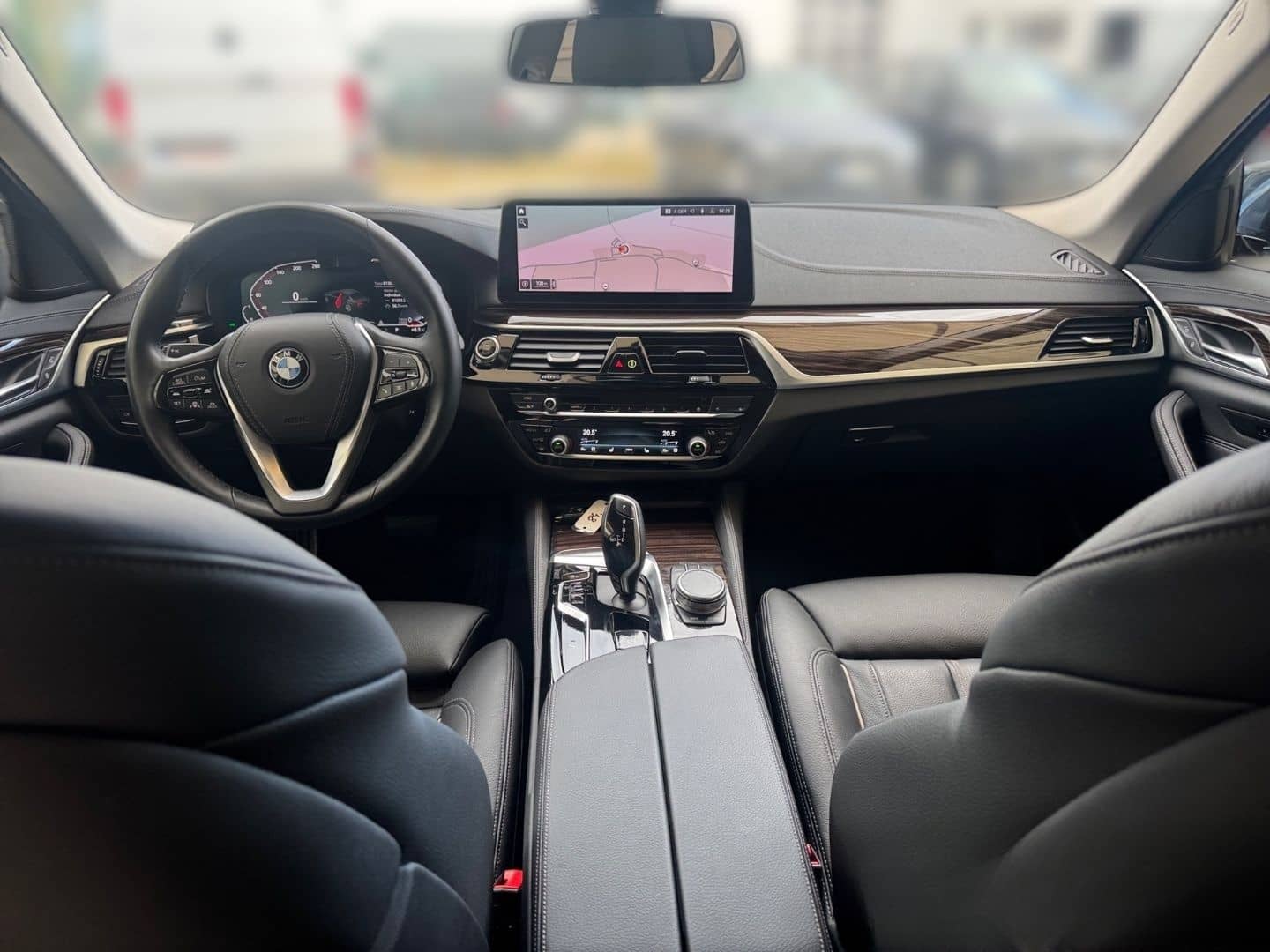 BMW 530 i Luxury Line Rückfahrkamera Head-up-Display foto 10