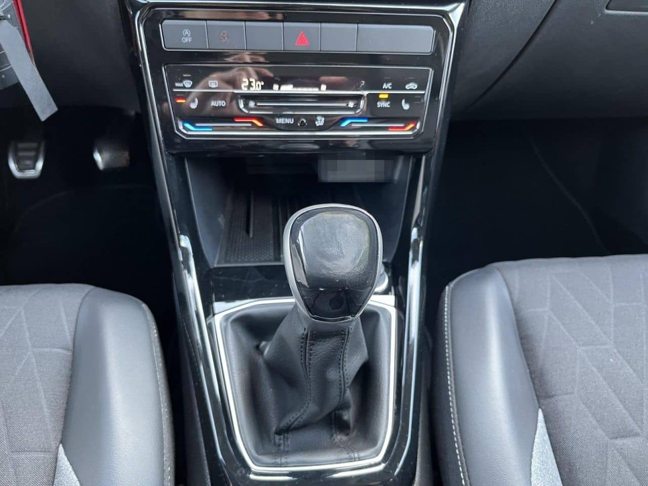 Volkswagen T-Cross 1.0 TSI Goal (LED+NAVI+APP+ACC) Klima foto 19