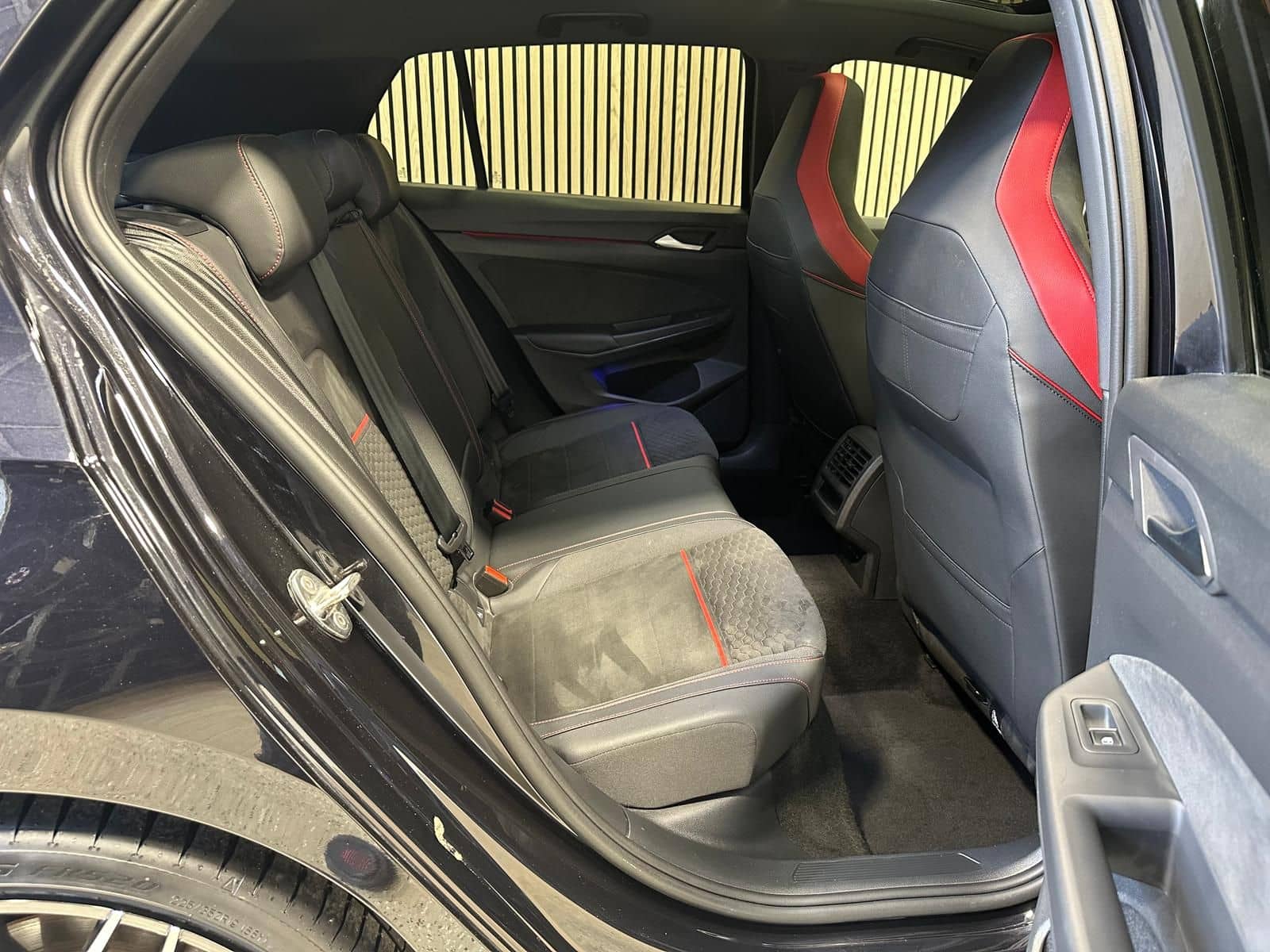 Volkswagen Golf 2.0 TSI DSG GTI Clubsport LED|Navi|ACC|RFK| foto 23