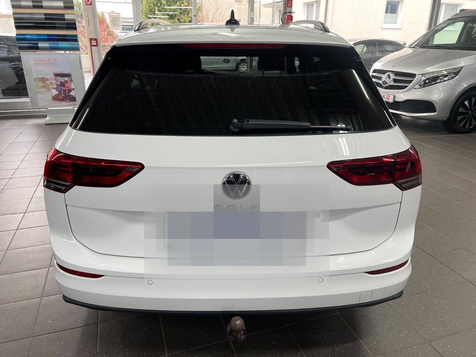 Volkswagen Golf VIII Variant 2.0 TDI Life AHK+L&S+KAM+LED foto 13