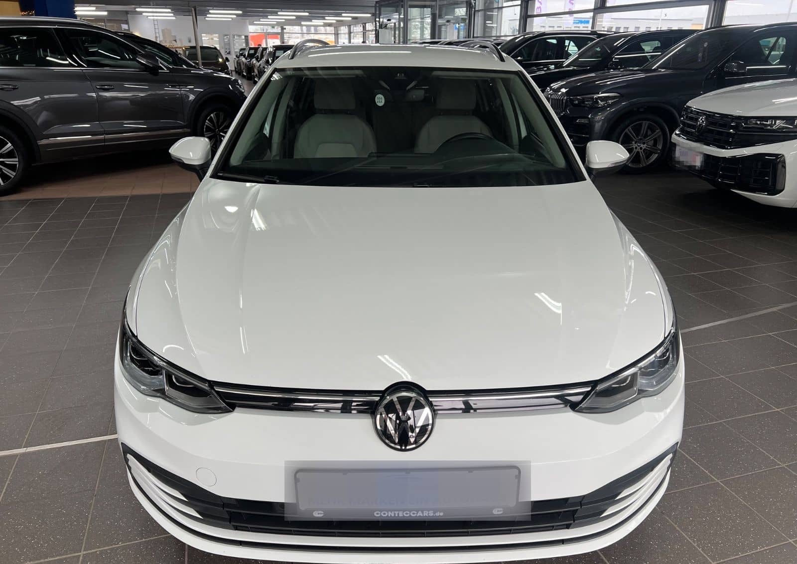 Volkswagen Golf VIII Variant 2.0 TDI Life AHK+L&S+KAM+LED foto 7