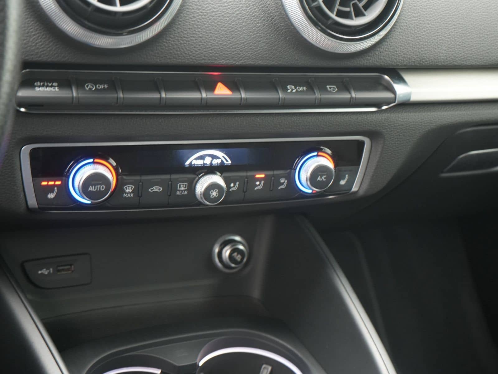 Audi A3 Sportback S Line S-TRON NAVI LEDER SHZ LED foto 7