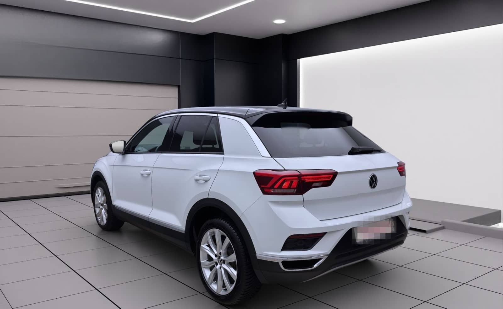 Volkswagen T-Roc 1.5 TSI SPORT AHK PDC LED SITZHZG foto 2