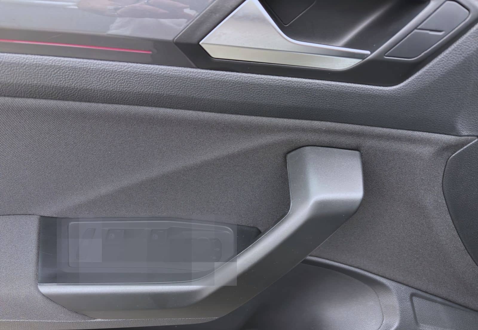 Volkswagen T-Roc 1.5 TSI SPORT AHK PDC LED SITZHZG foto 10