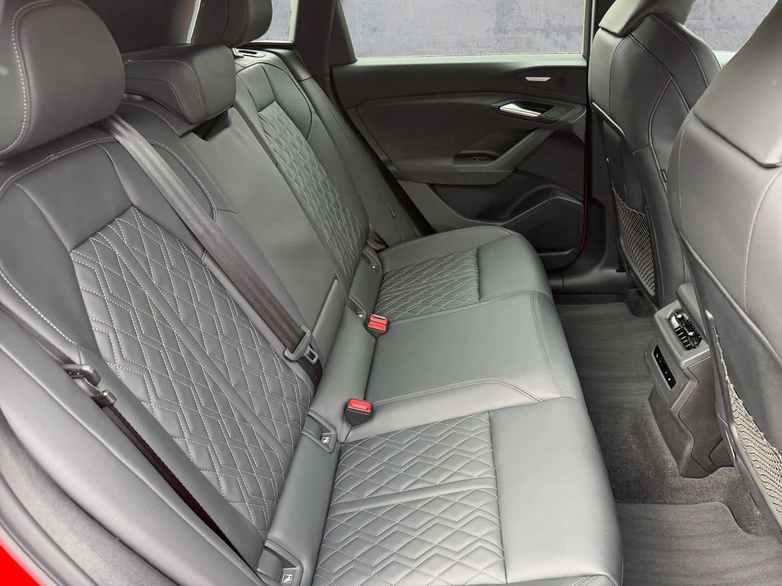 Audi Q6 e-tron QU S-LINE MATRIX+NAVI+HuD+B&O+ACC+AIR foto 16