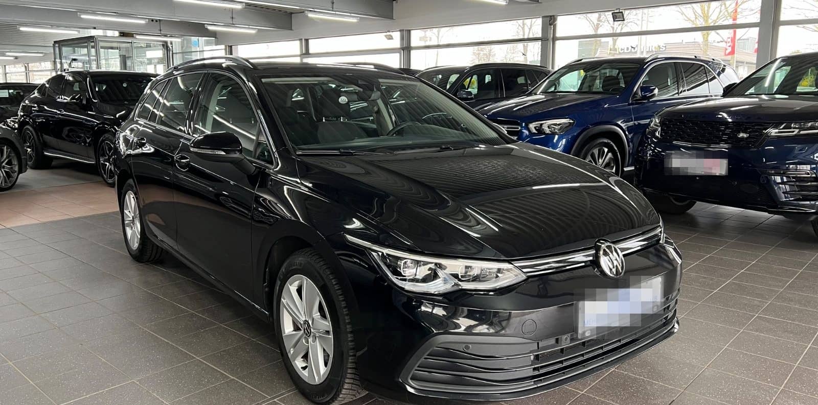 Volkswagen Golf VIII 2.0 TDI Var. Life III VIELE PAKETE III foto 4