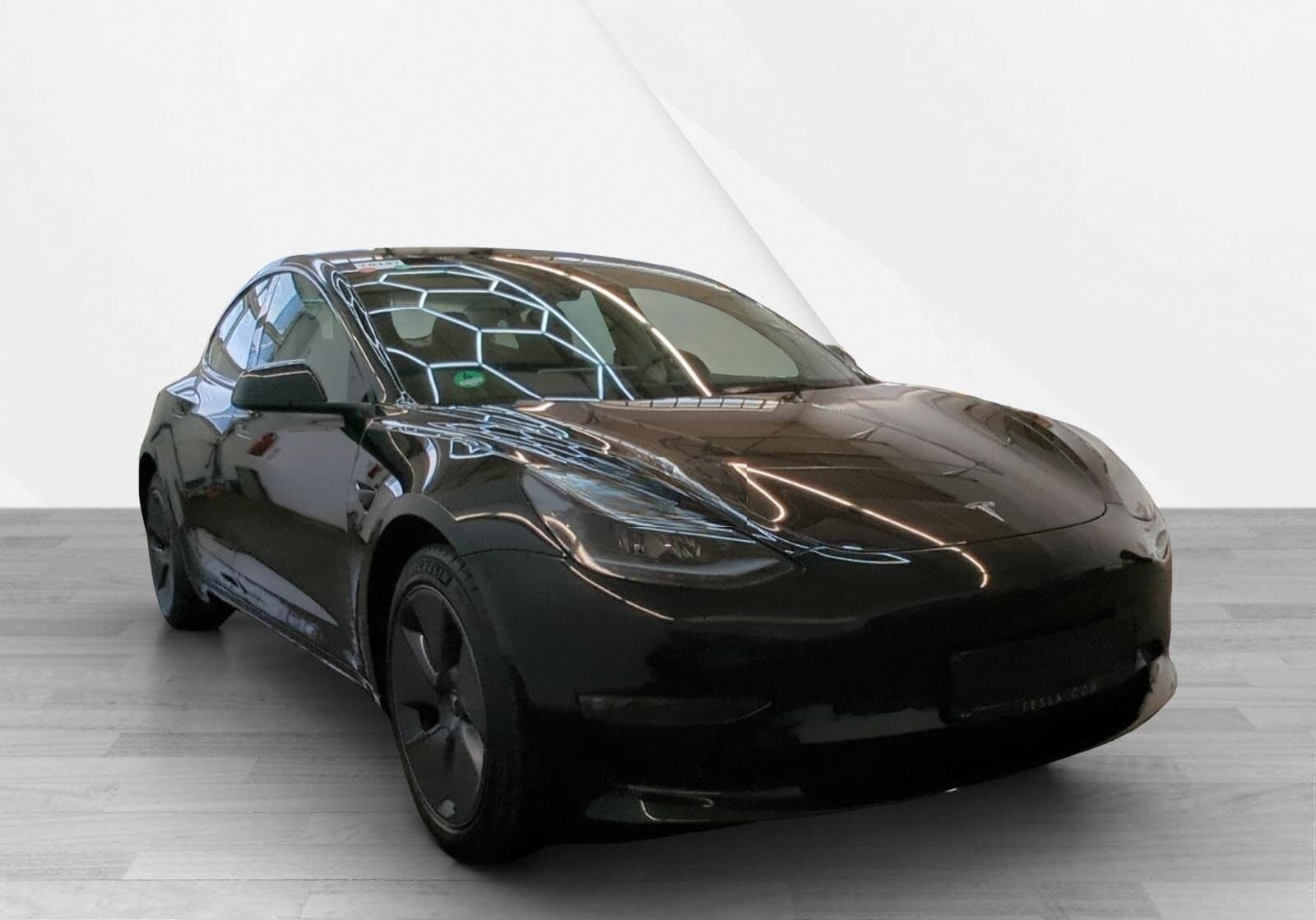 Tesla Model 3 Long Range Dual Motor AHK A.Pilot Pr. In foto 2