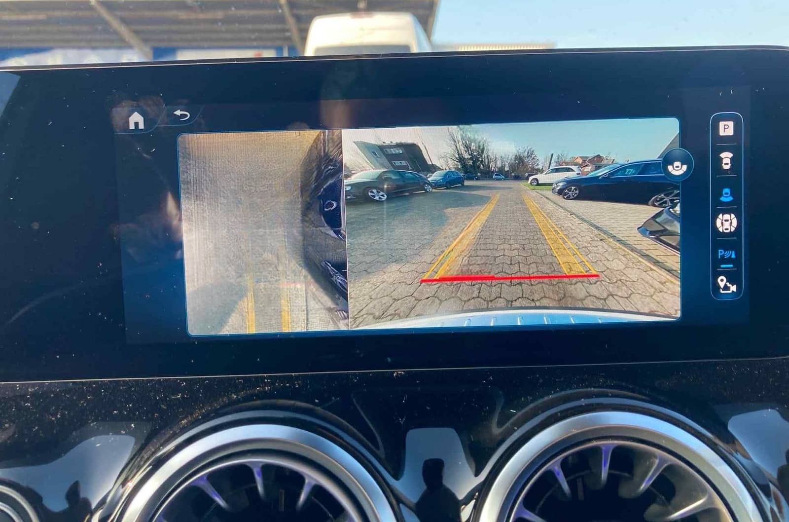 Mercedes-Benz GLA 200 Progressive AdvPlus+360+M-BEAM+Distr+Key foto 14