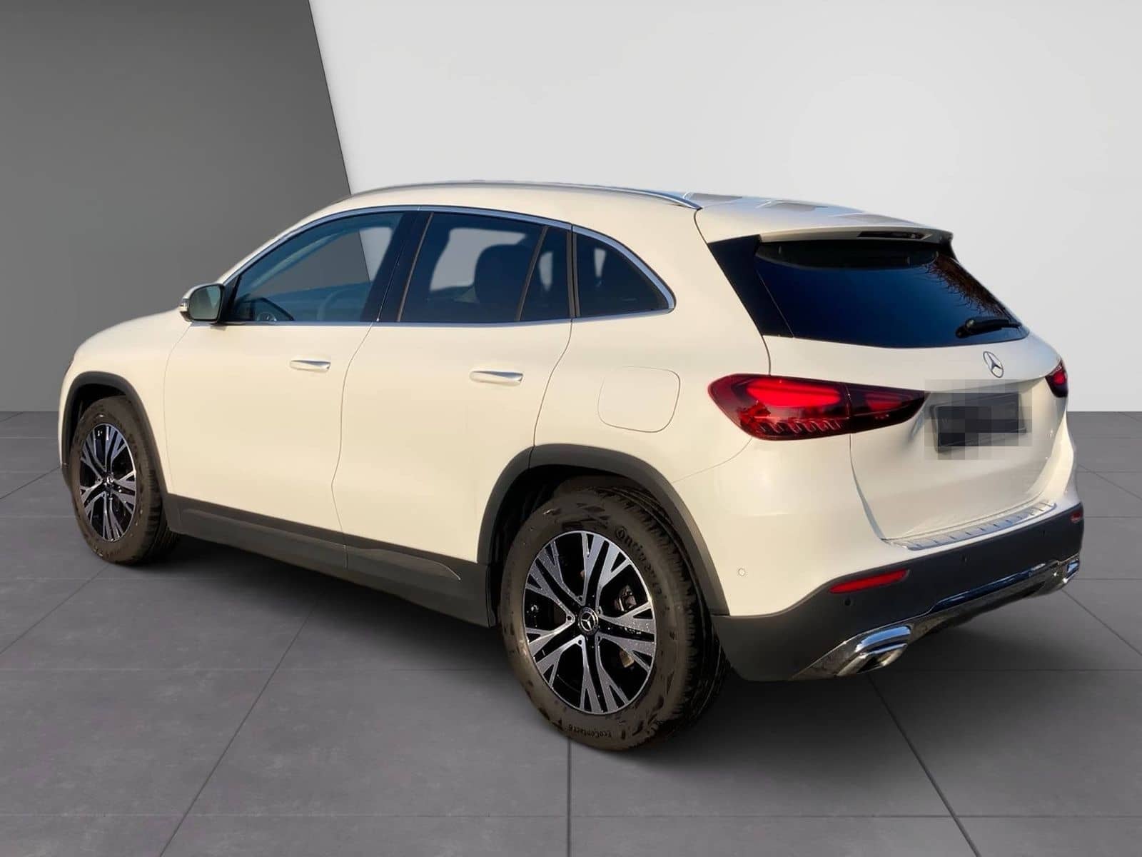 Mercedes-Benz GLA 200 Progressive AdvPlus+360+M-BEAM+Distr+Key foto 4