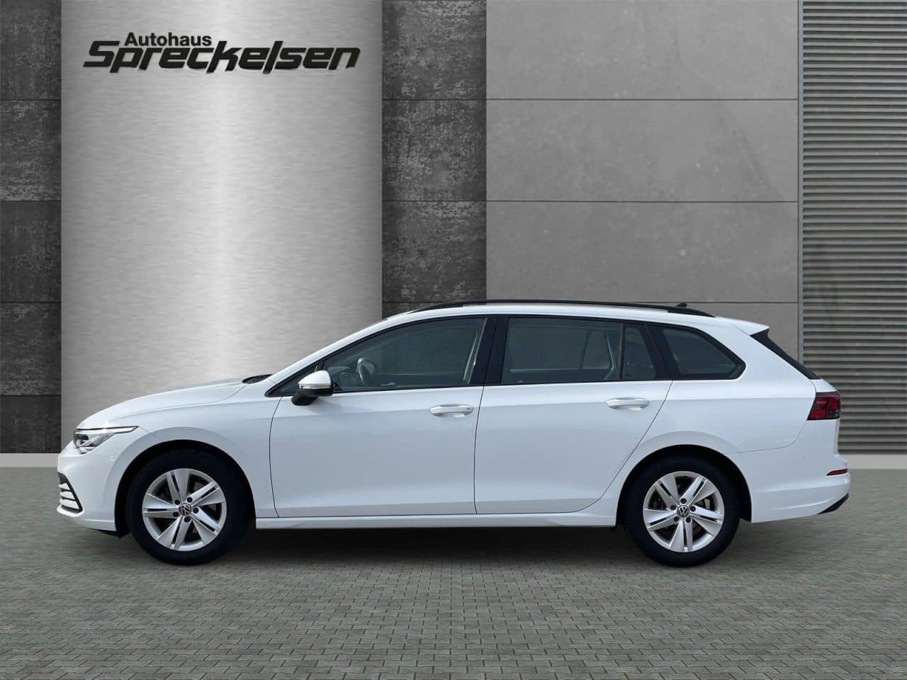 Volkswagen Golf VIII Variant 1.5 eTSI++Life++Aut.++Navi++LE foto 2