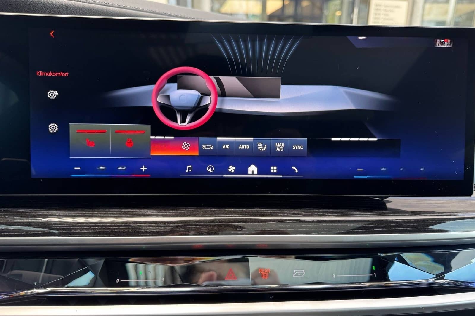 BMW 740d xDrive M Sport PanoSky StHzg Autobahnas 21z foto 15