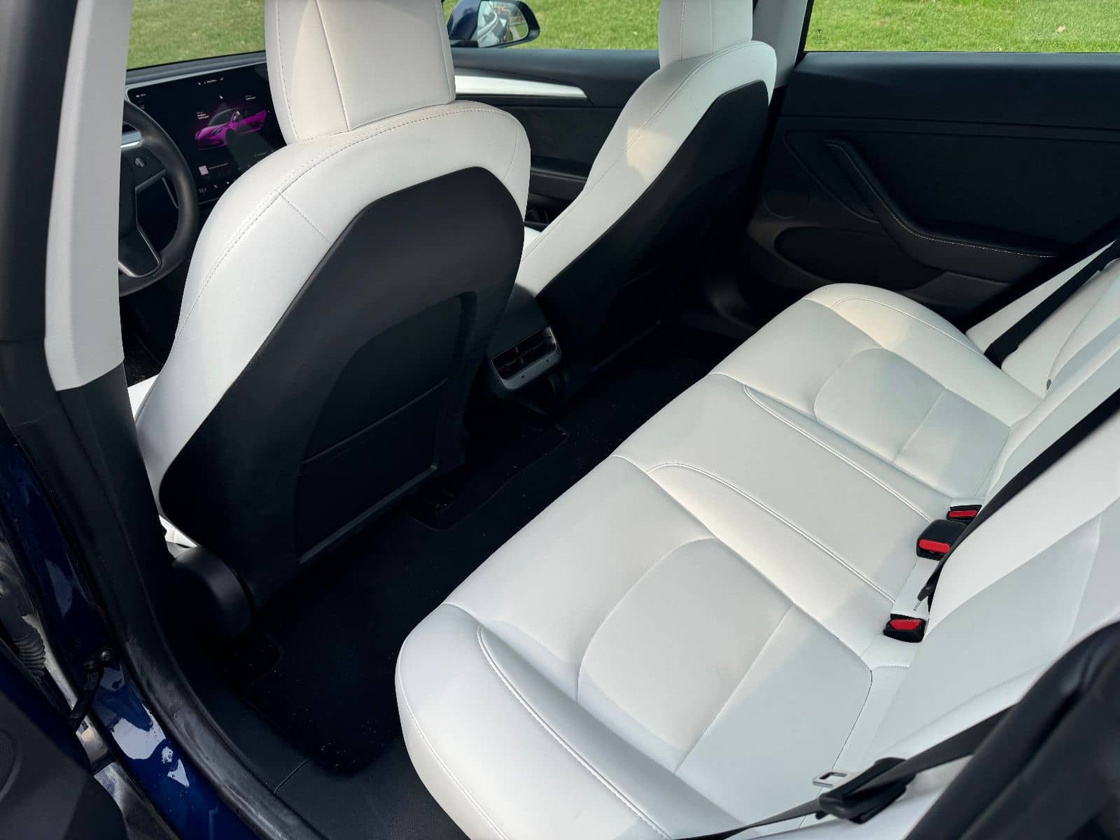 Tesla Model 3 Standard / 1. HD / 8-Fach / Weißes Leder foto 11