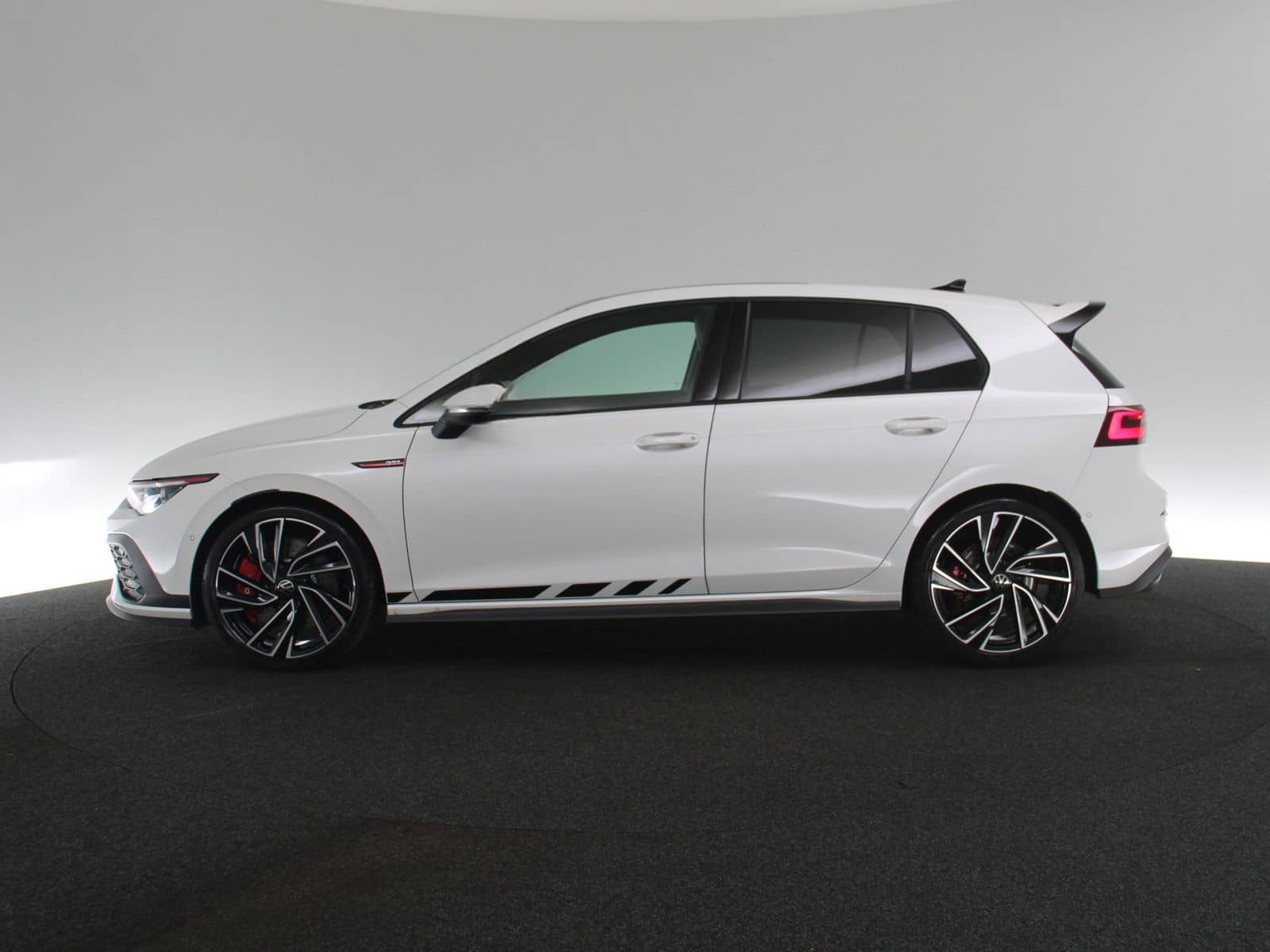 Volkswagen Golf VIII GTI Clubsport MATRIX-LED PANO ACC NAVI foto 23