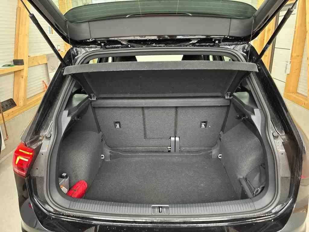 Volkswagen Tiguan R Sonderleasing Matrix DCC Sitzh. CarPlay foto 6