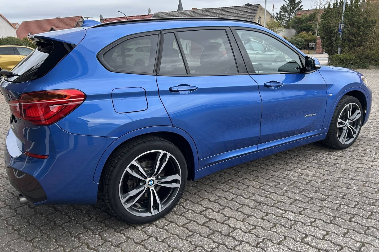 BMW X1 xDrive25d M Sportpaket Head-Up HK HiFi DAB foto 4