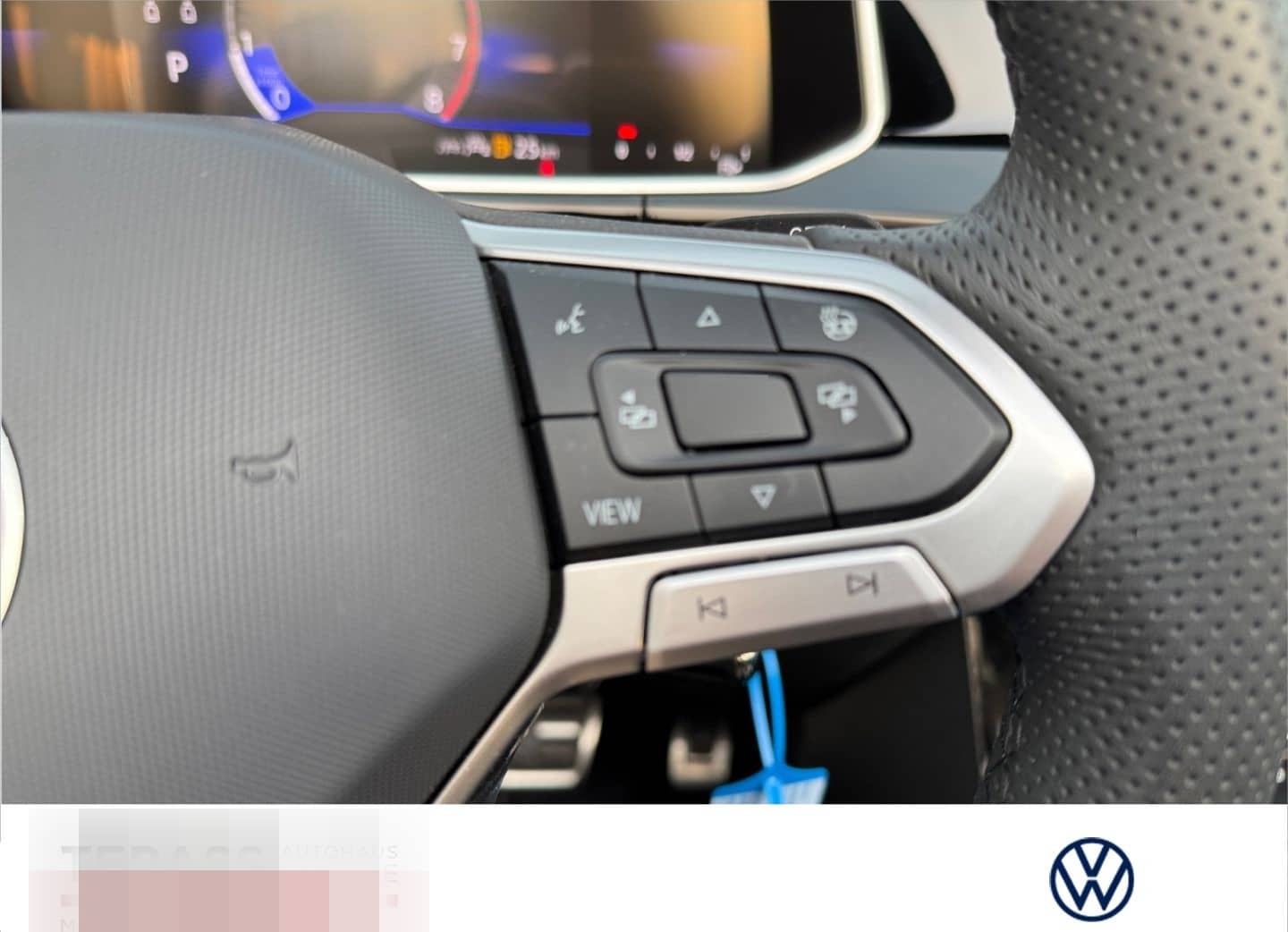 Volkswagen T-Roc Cabriolet 1.5 TSI DSG R-Line NAVI AHK TRAV foto 12