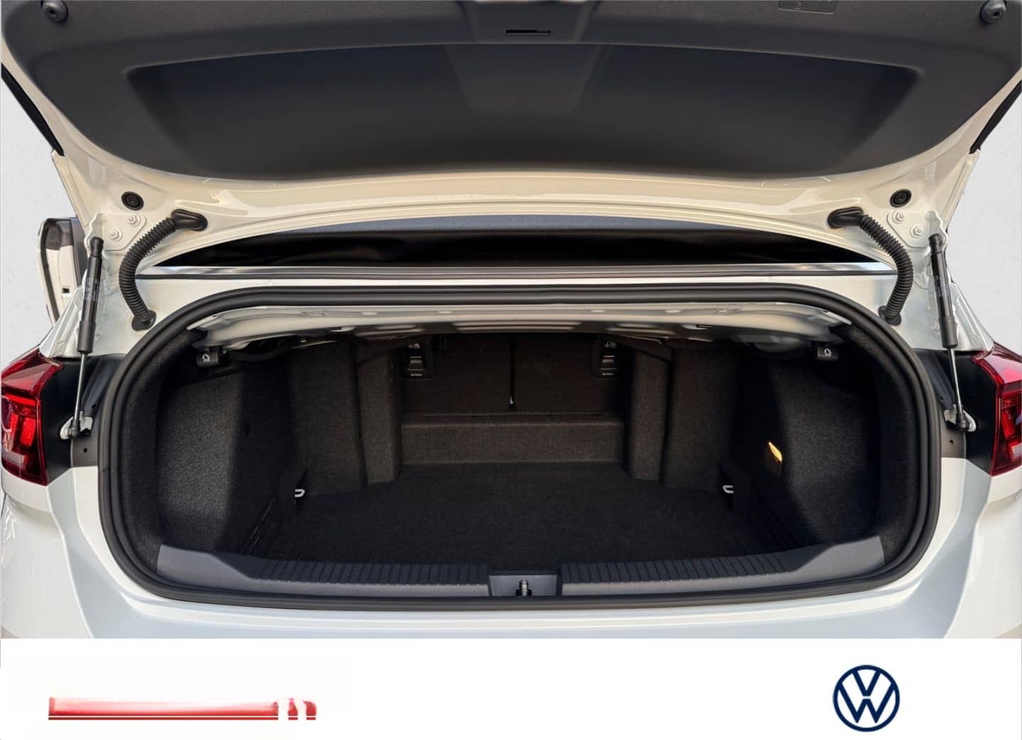 Volkswagen T-Roc Cabriolet 1.5 TSI DSG R-Line NAVI AHK TRAV foto 13