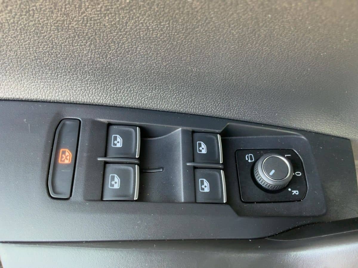 Volkswagen Polo 1.0 TSI GOAL LED+NAVI+ACC+SHZ+2xPDC+DAB+ALU foto 16