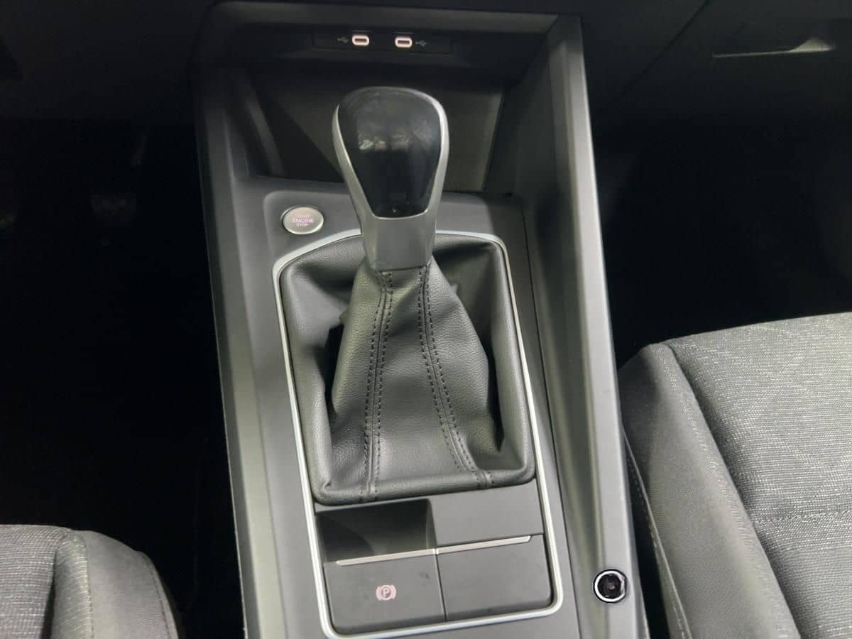 Volkswagen Golf TDI BUSINESS NAVI+ACC+SHZ+PDC foto 12