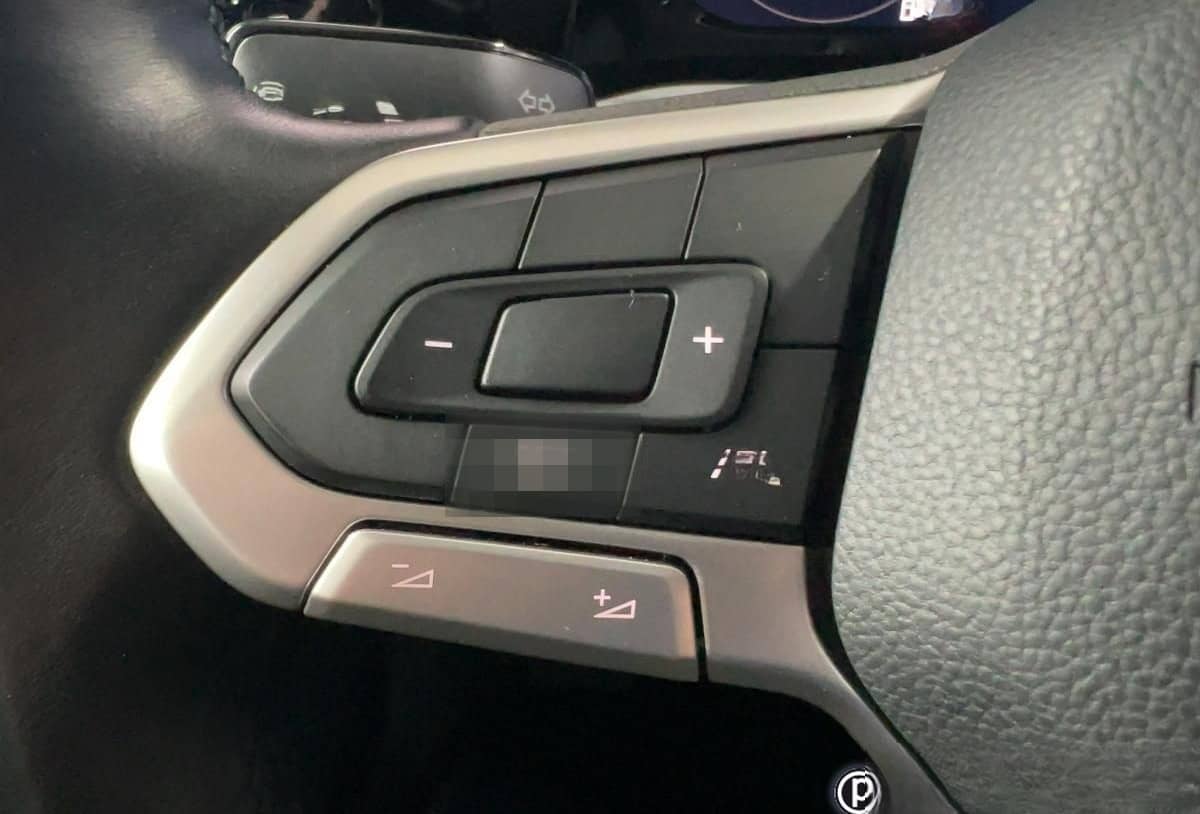 Volkswagen Golf TDI BUSINESS NAVI+ACC+SHZ+PDC foto 9