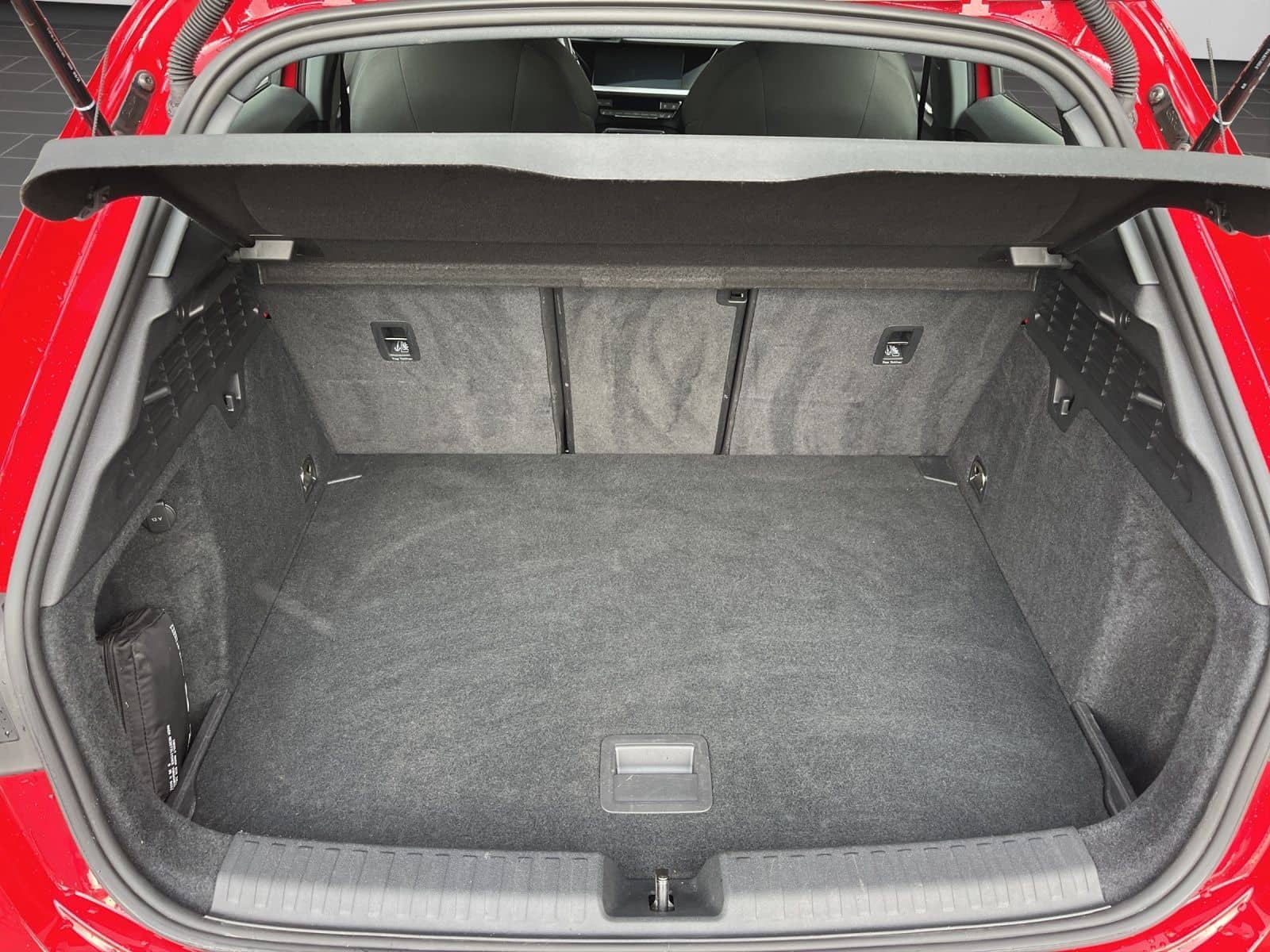 Audi A3 Sportback 35 TFSI basis Navi, B&O, LED, Pano, foto 12