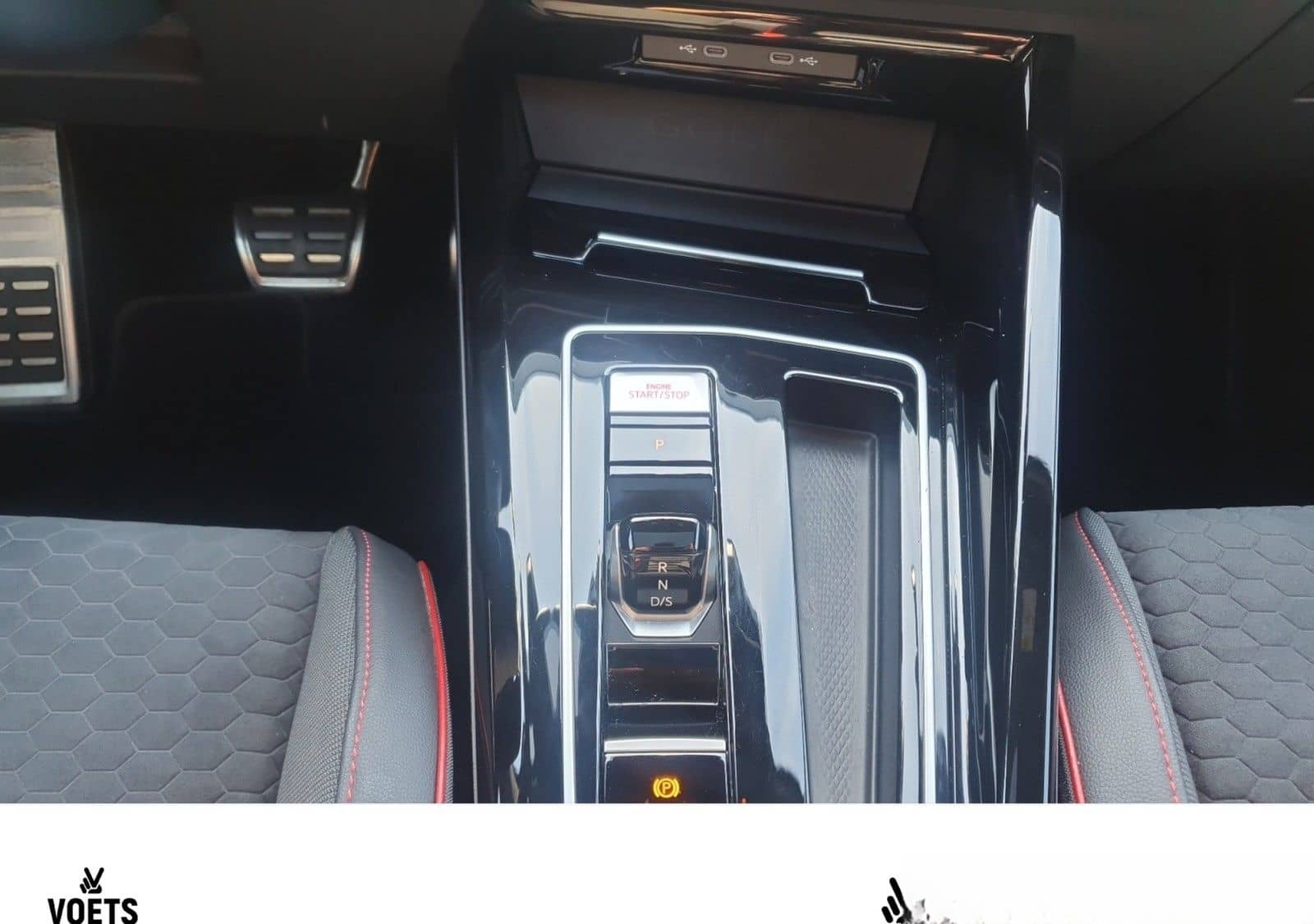 Volkswagen Golf GTI Clubsport 2.0 TSI DSG Matrix-LED+RearVi foto 10