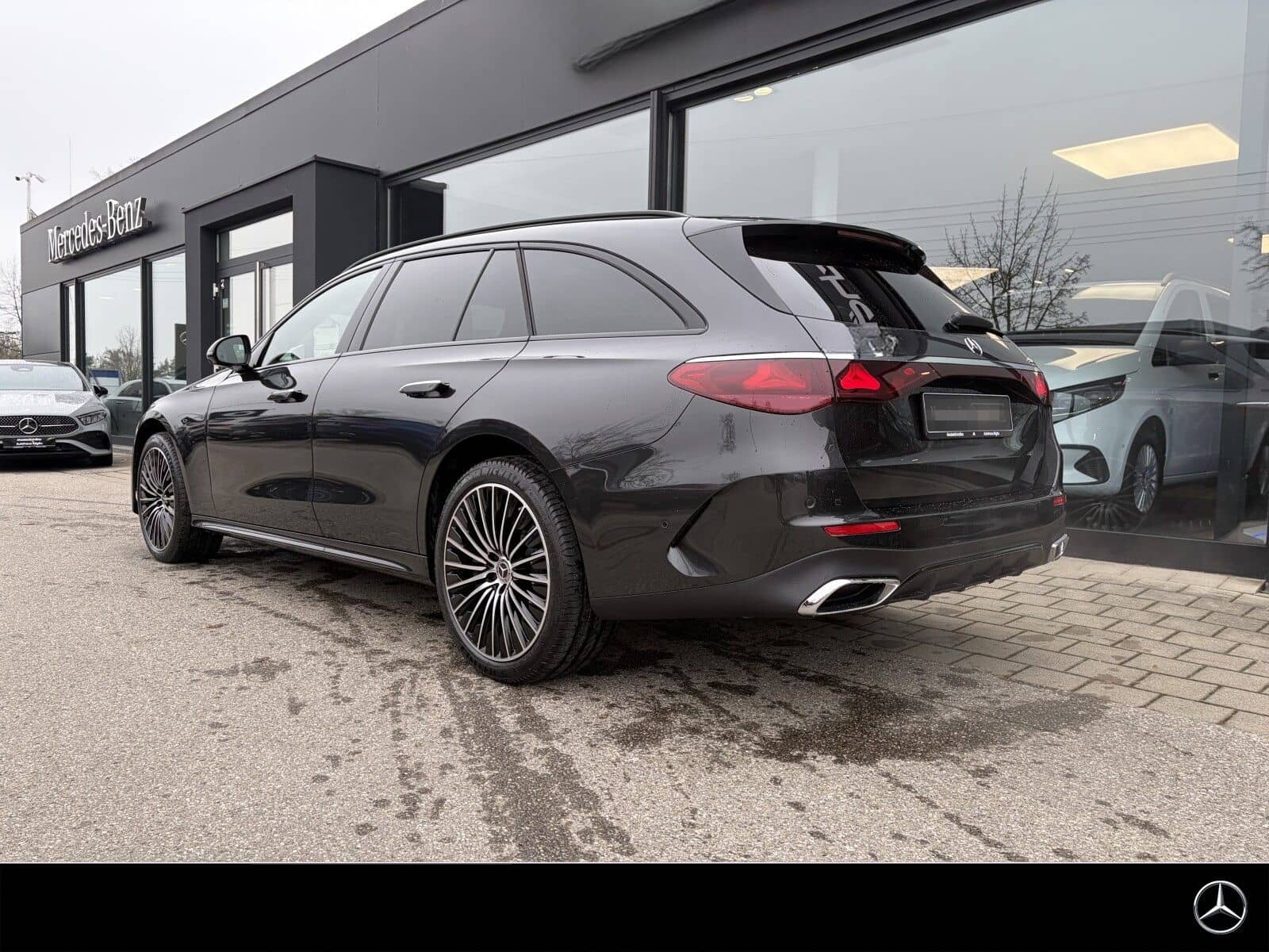 Mercedes-Benz E 450 d T 4M AMG Prem Air Superscr Pano AHK HUD foto 3