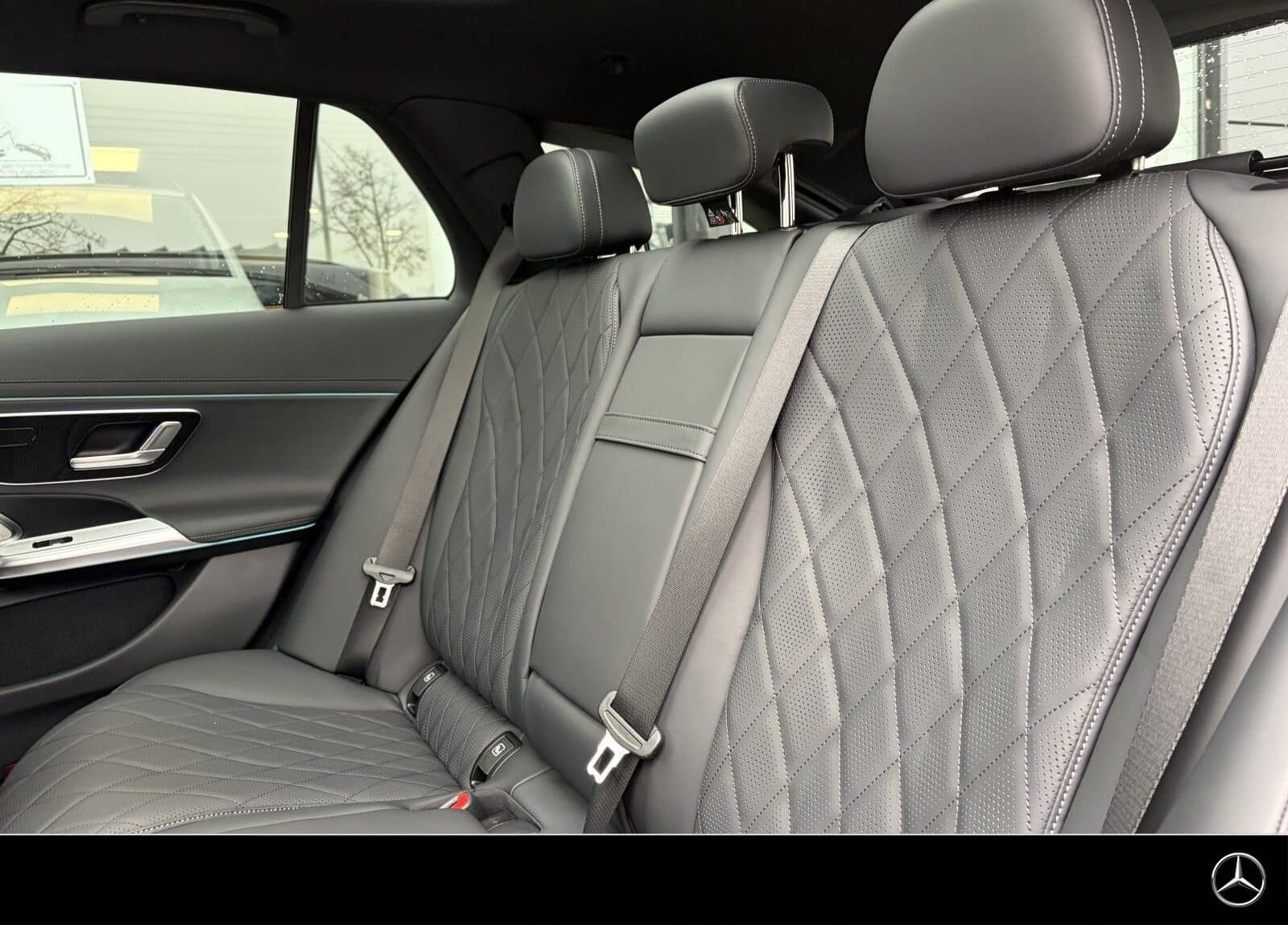 Mercedes-Benz E 450 d T 4M AMG Prem Air Superscr Pano AHK HUD foto 8