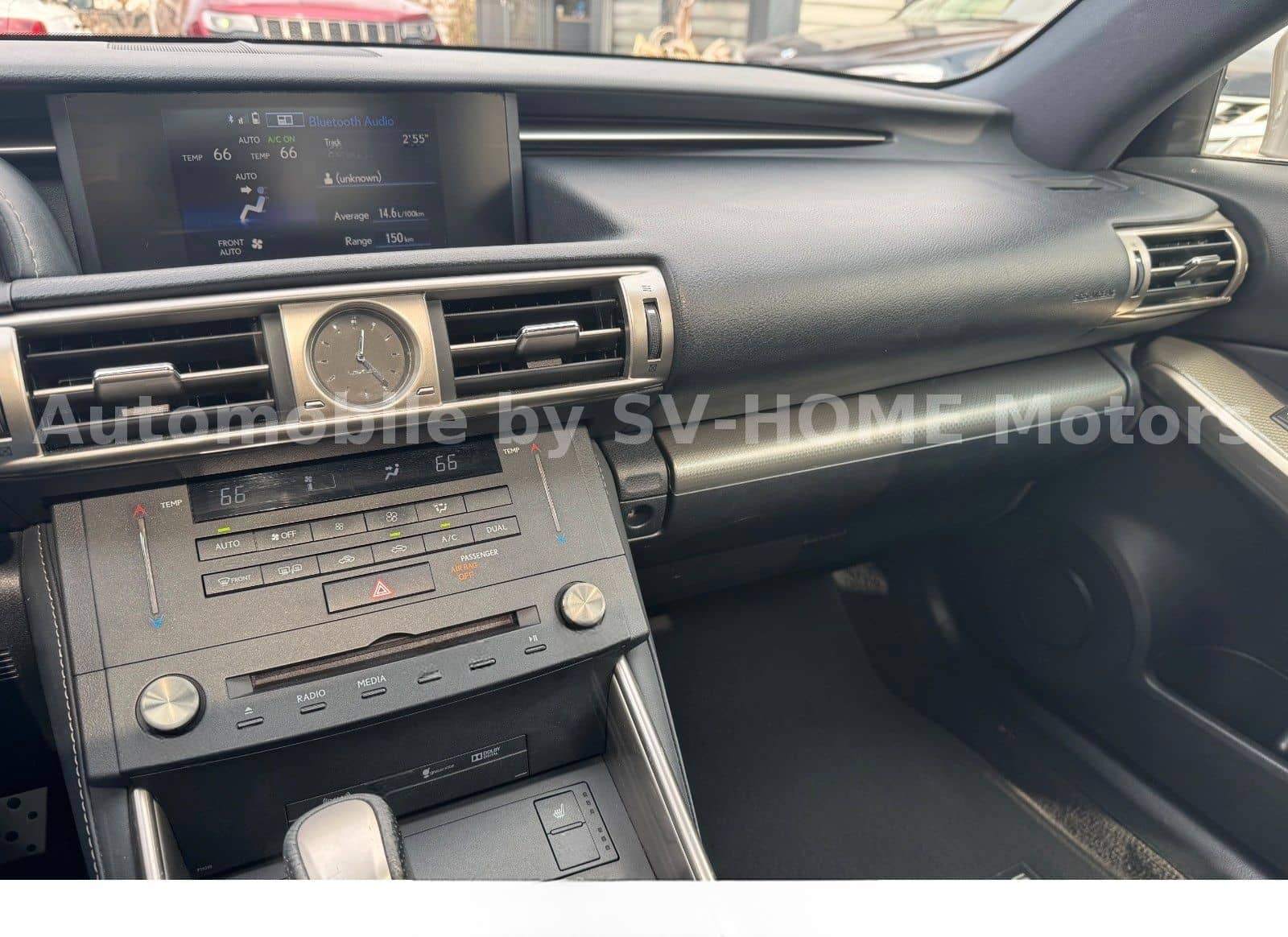 Lexus IS-Serie 350 3.5L V6 F SPORT foto 18