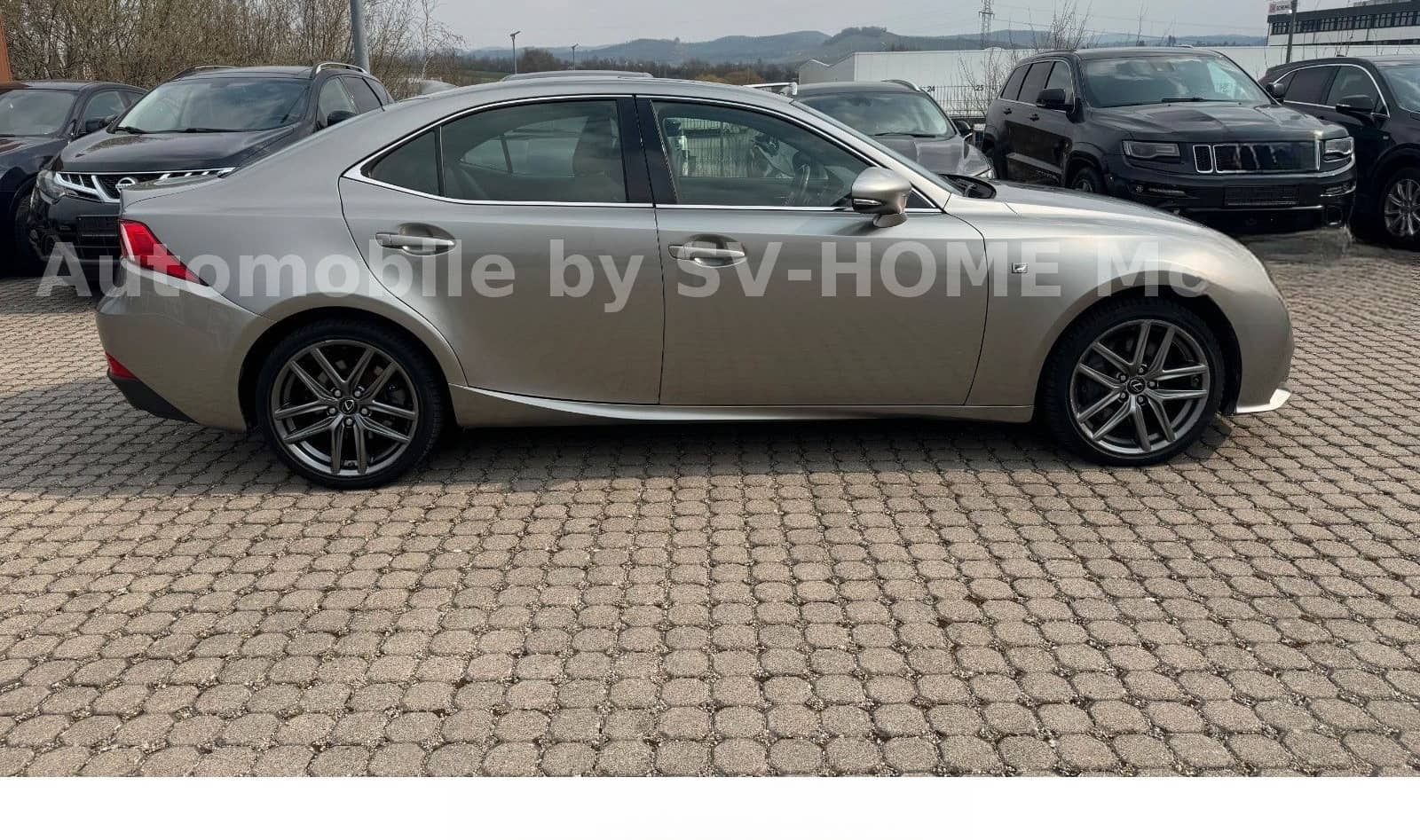 Lexus IS-Serie 350 3.5L V6 F SPORT foto 6