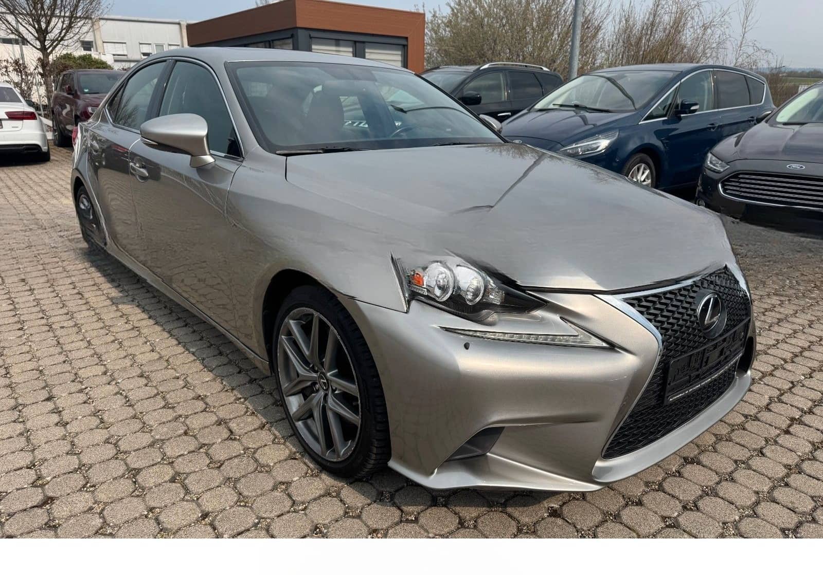 Lexus IS-Serie 350 3.5L V6 F SPORT foto 7