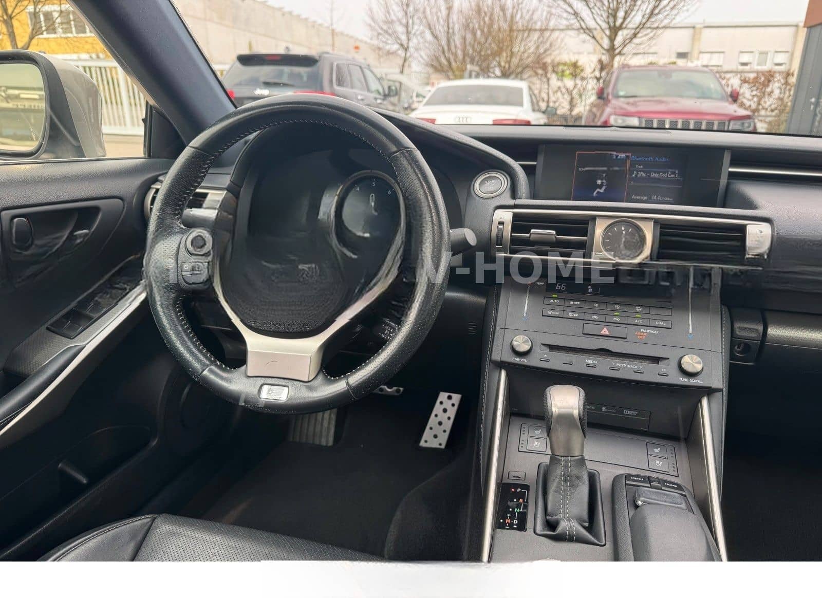 Lexus IS-Serie 350 3.5L V6 F SPORT foto 10