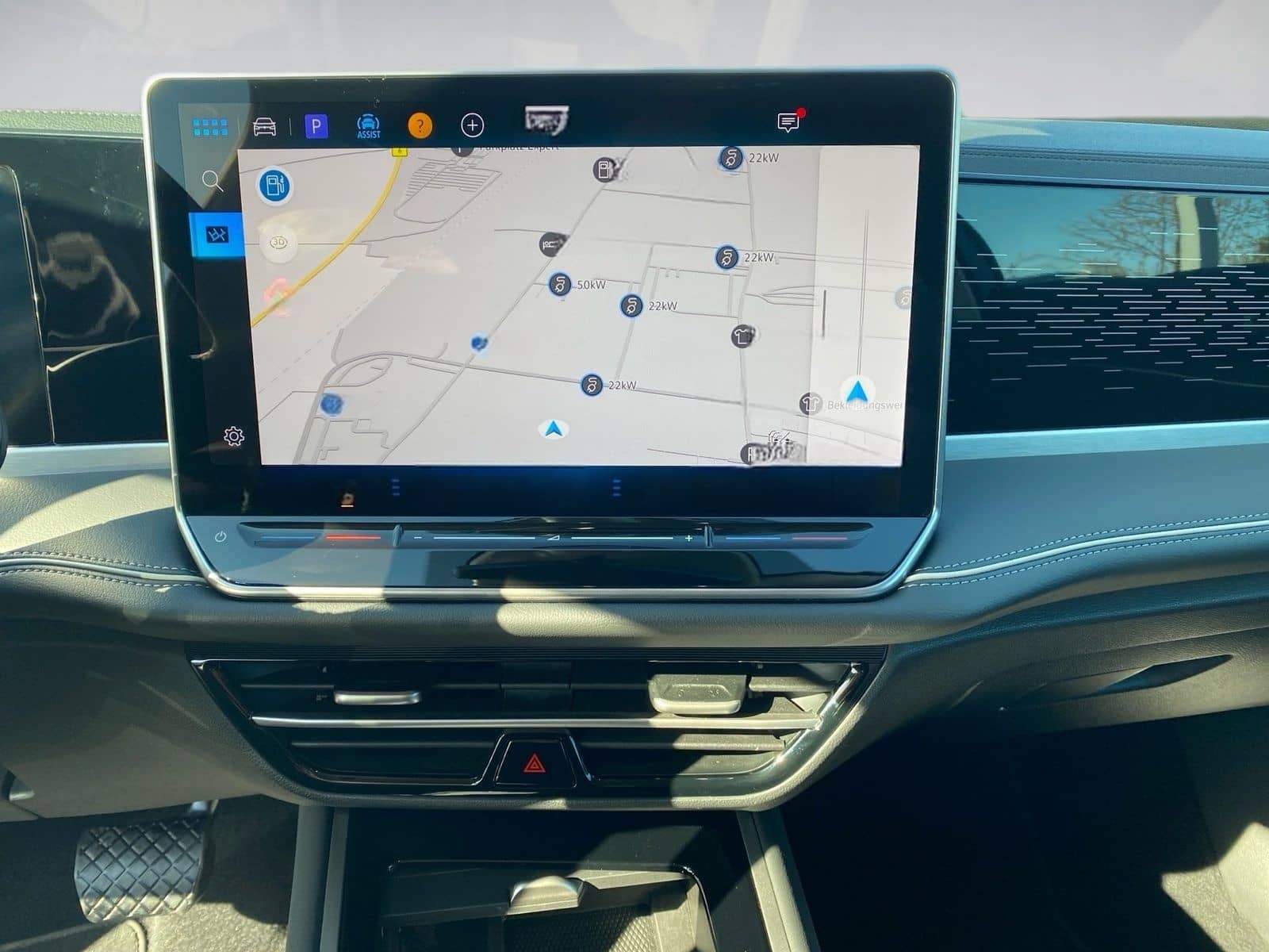 Volkswagen Passat Variant 2.0 TDI Elegance DSG Matrix Navi foto 17